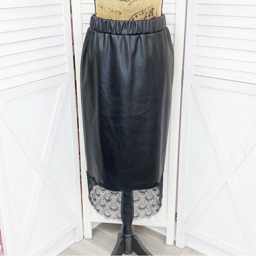 Michael Kors Lace Trim Faux Leather Slip Skirt‎ Black Midi Pencil Elastic XS
